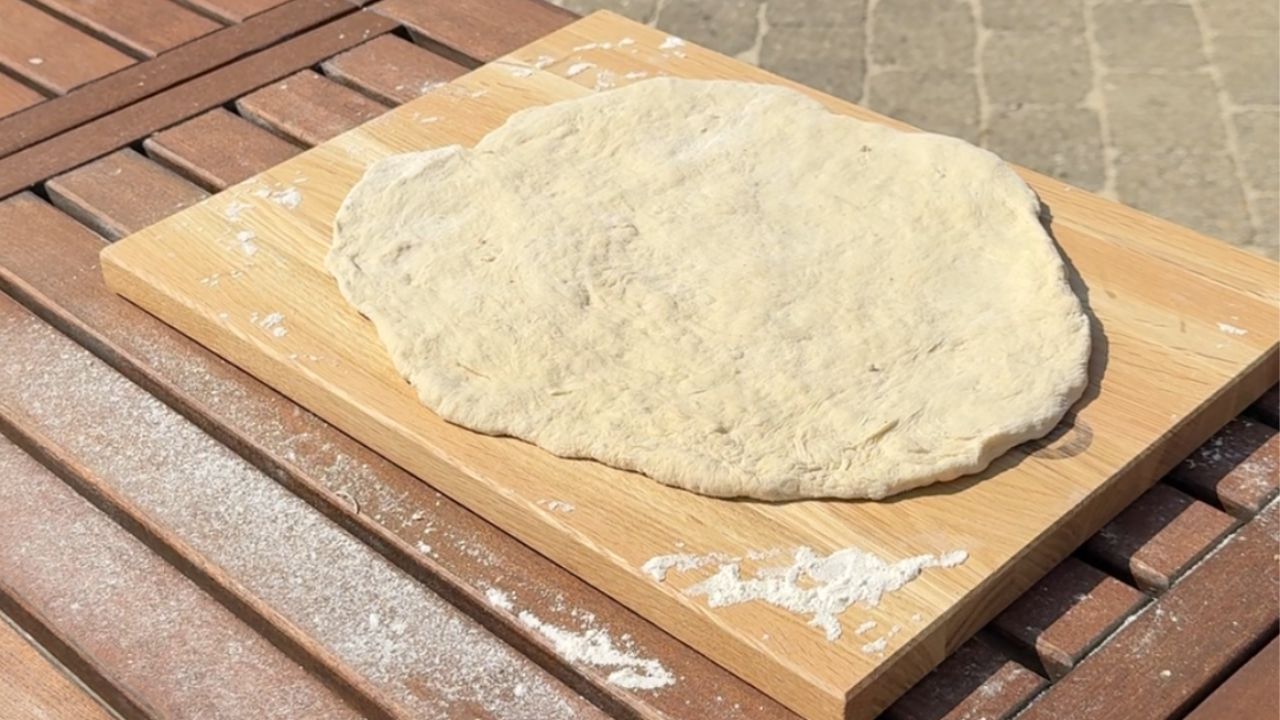 Kalljäst pizzadeg – enkelt recept med 24 timmars jäsning