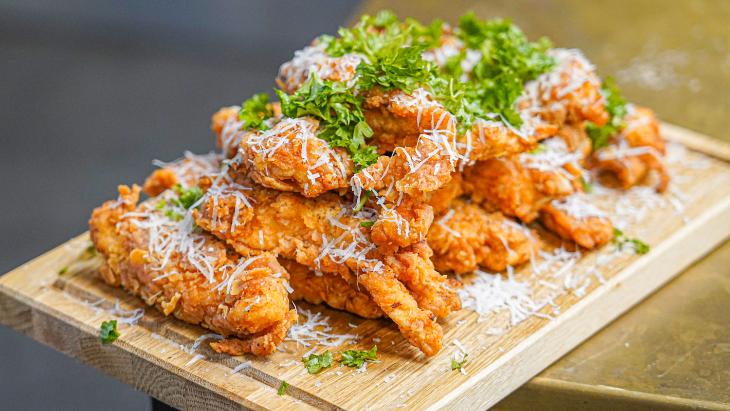 Kycklingtenders med parmesan & persilja - krispighet i världsklass