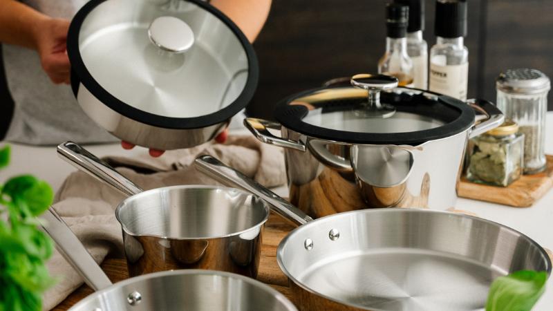 Grytor i rostfritt stål från Qookware