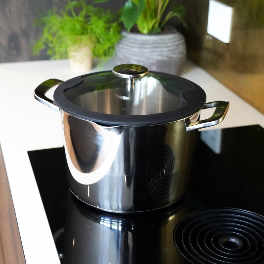 Gryta med lock i rostfritt stål på 6,5 liter från Qookware