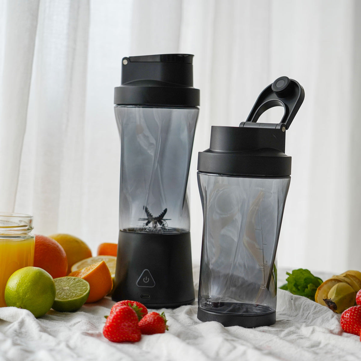 Liten blender med extra to-go-mugg