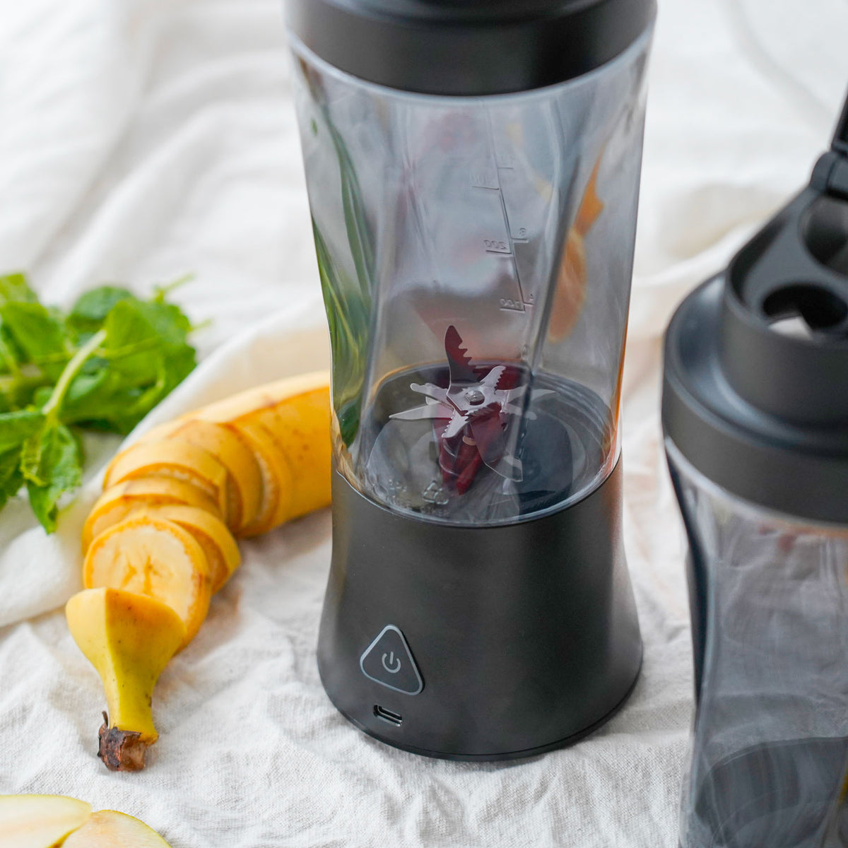 Liten mixer med kraftfull motor från Qookware