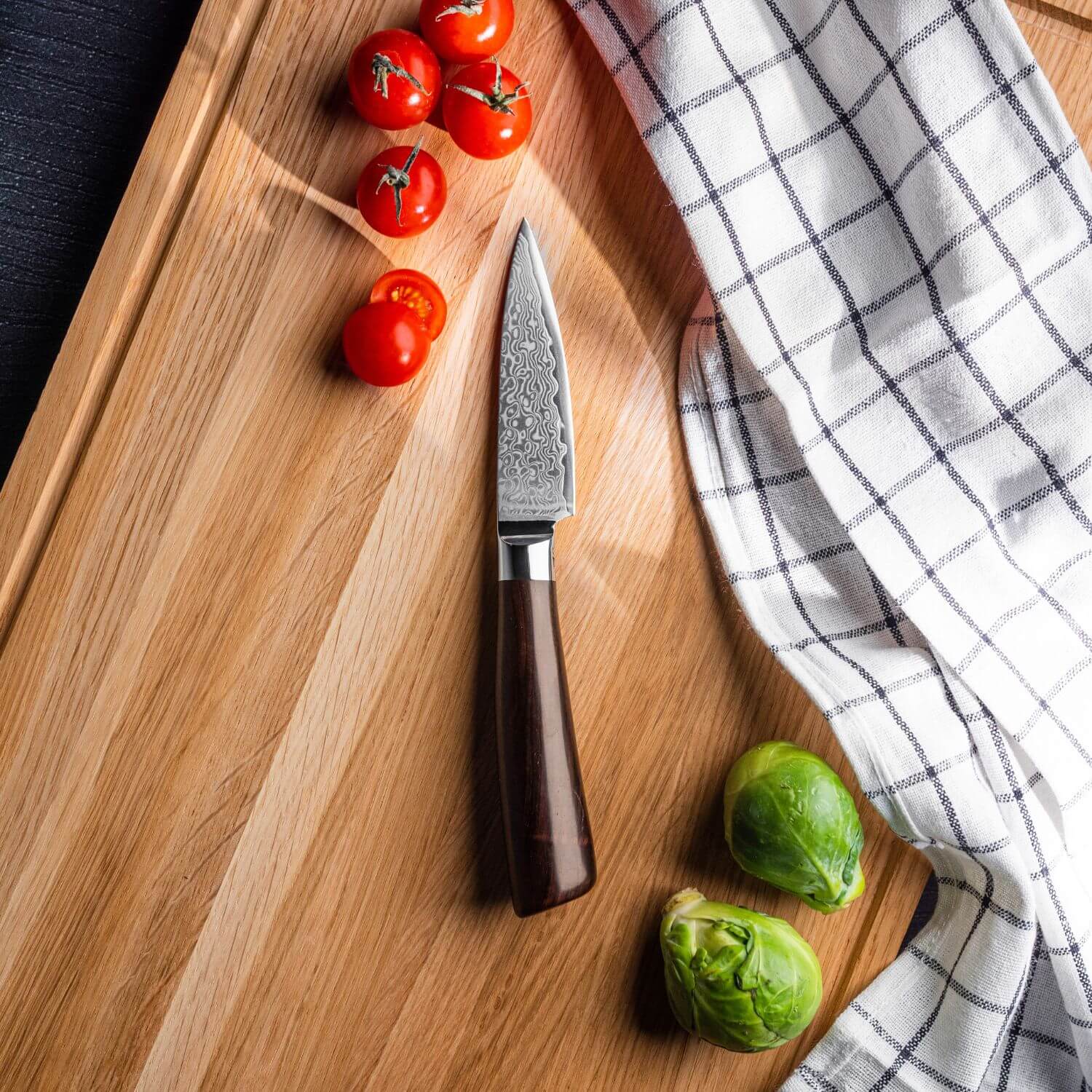Skalkniv med trähandtag