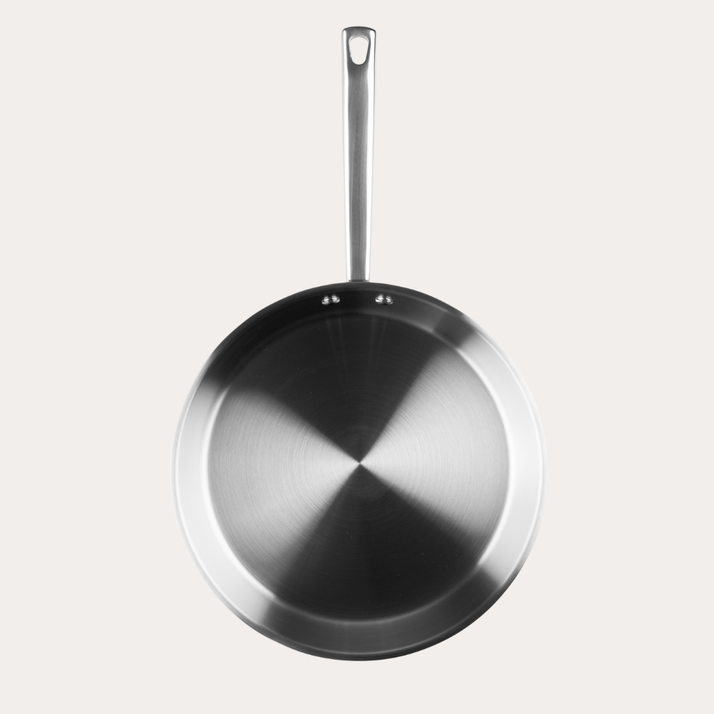 ChefGrade stekpanna 28 cm i rostfritt stål – detaljbild från Qookware